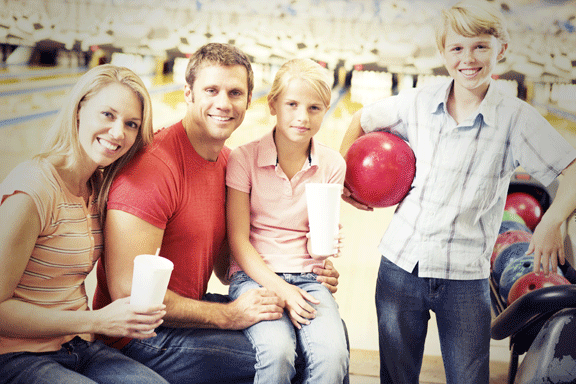 family-bowling